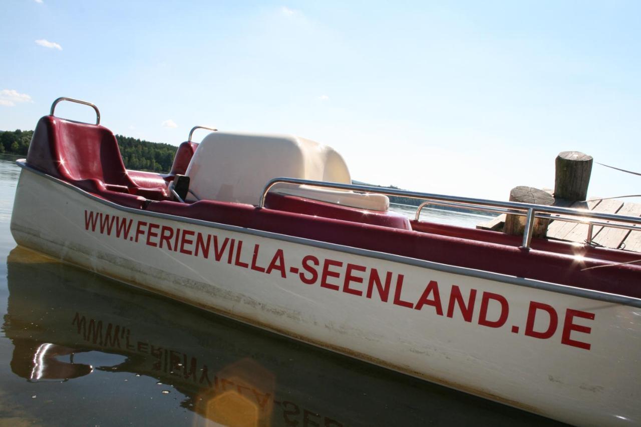 Ferienvilla Am Brueckelsee ヴァッカースドルフ エクステリア 写真