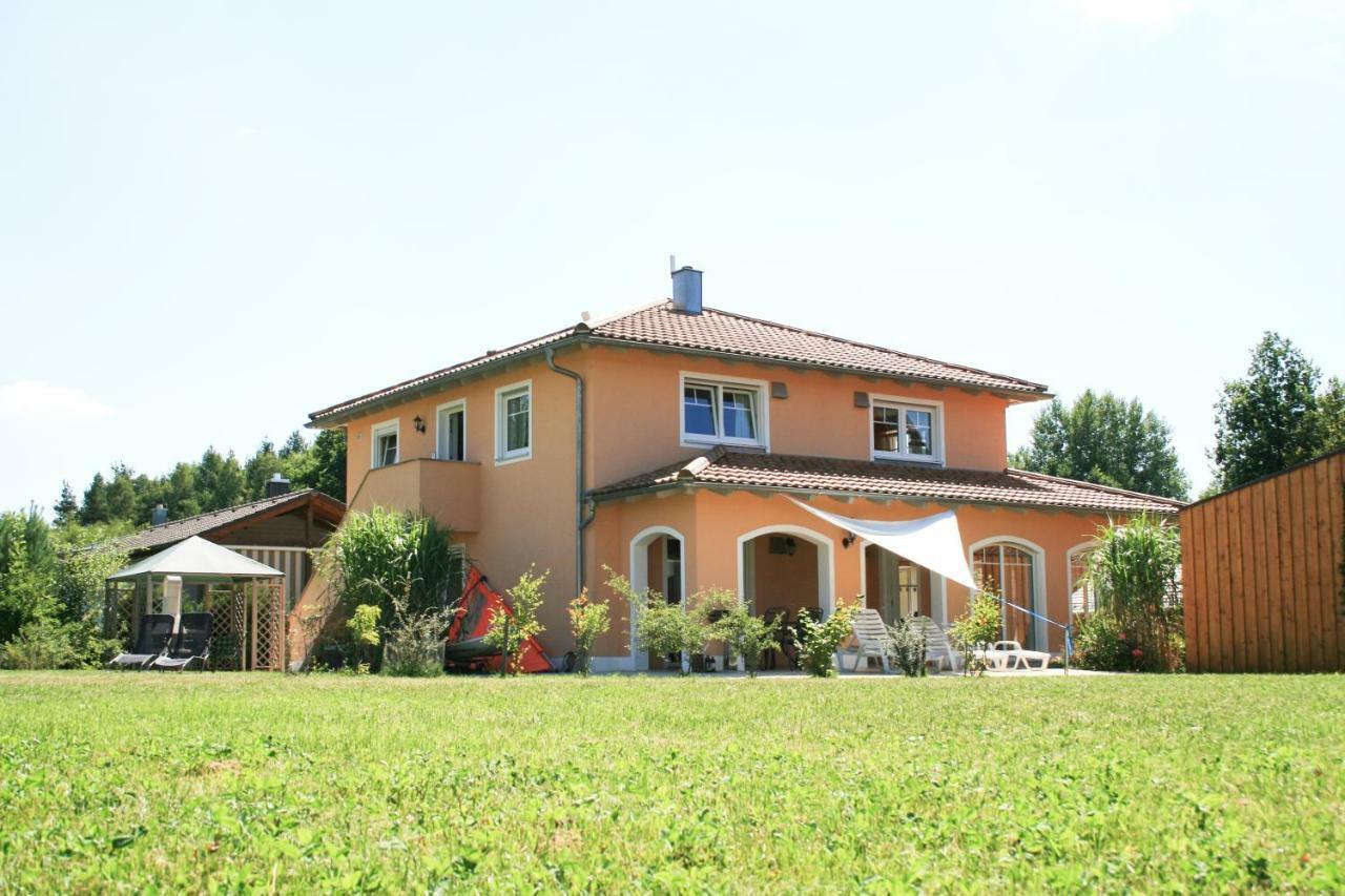 Ferienvilla Am Brueckelsee ヴァッカースドルフ エクステリア 写真