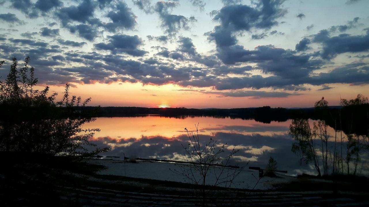 Ferienvilla Am Brueckelsee ヴァッカースドルフ エクステリア 写真